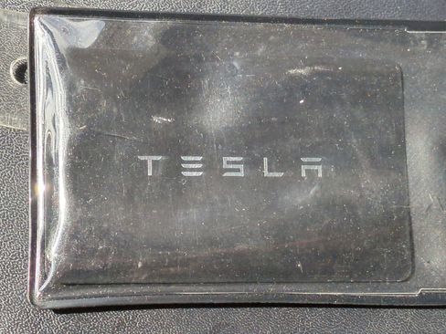 Used 2021 Tesla Model Y 2WD image 35