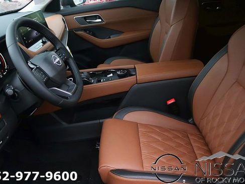 New 2026 Nissan Rogue Platinum w/ Platinum Premium Package AWD/4WD image 12