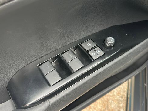 Used 2026 Toyota Camry SE image 19