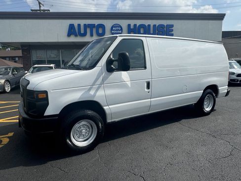 Used 2014 Ford E-150 and Econoline 150 w/ Commercial Cargo Van Package image 1
