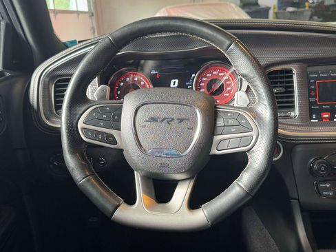 Used 2022 Dodge Charger SRT Hellcat w/ Harman/Kardon Audio Group image 18