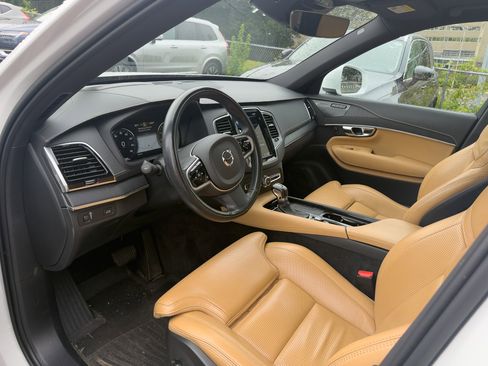 Certified 2022 Volvo XC90 T6 Inscription w/ Advanced Package image 29