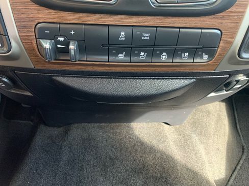 Used 2016 RAM 1500 Laramie image 34