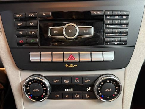 Used 2012 Mercedes-Benz C 250 Sedan image 18