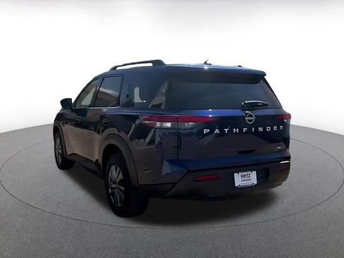 Used 2025 Nissan Pathfinder SV AWD/4WD image 11