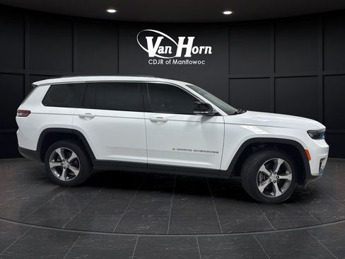 Used 2023 Jeep Grand Cherokee L Limited AWD/4WD image 8
