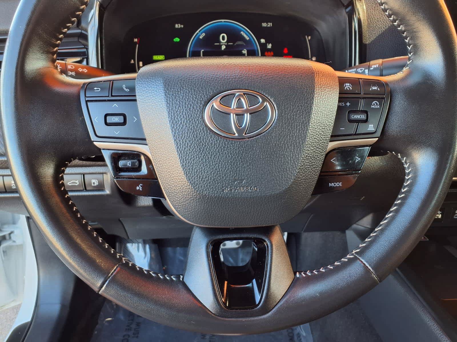 Certified 2025 Toyota Camry SE FWD image 19