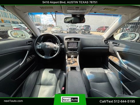 Used 2011 Lexus IS 350C image 33