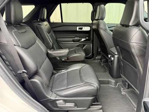 Used 2022 Ford Explorer ST w/ Equipment Group 401A AWD/4WD image 39