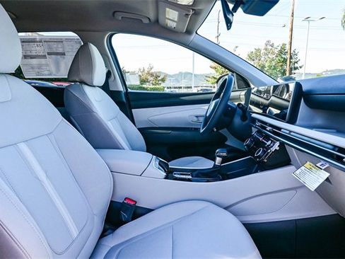 New 2026 Hyundai Tucson SEL image 18