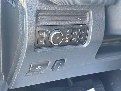 Used 2025 Ford F250 Platinum AWD/4WD image 29