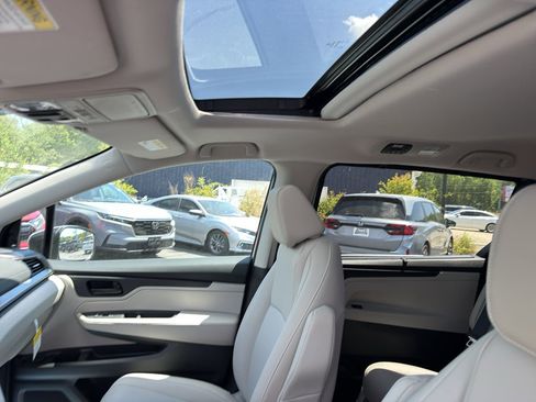 New 2026 Honda Odyssey EX-L image 14