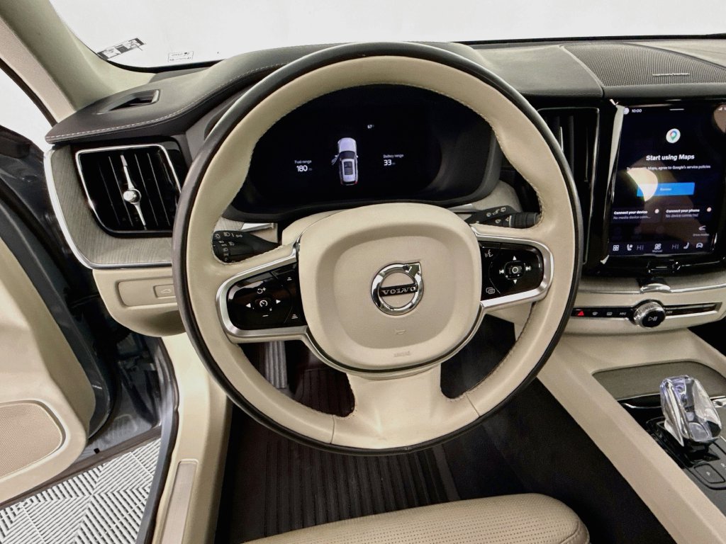 Used 2024 Volvo XC60 T8 Ultimate w/ Climate Package AWD/4WD image 12