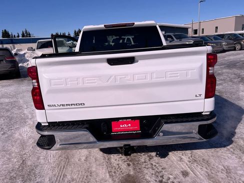 Used 2022 Chevrolet Silverado 1500 LT w/ Safety Package AWD/4WD image 25