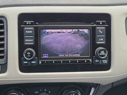 Used 2018 Honda HR-V LX image 30