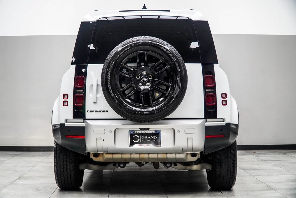 Used 2025 Land Rover Defender 110 S AWD/4WD image 14