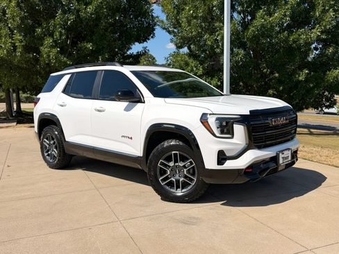 Used 2026 GMC Terrain AT4 w/ Convenience Package III AWD/4WD image 1