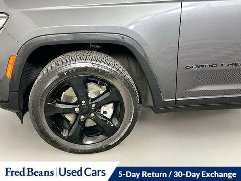 Certified 2022 Jeep Grand Cherokee L Laredo AWD/4WD image 34