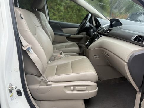 Used 2016 Honda Odyssey EX-L image 21