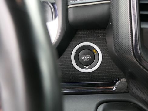 Used 2023 RAM 1500 Limited w/ Trailer Tow Group image 17