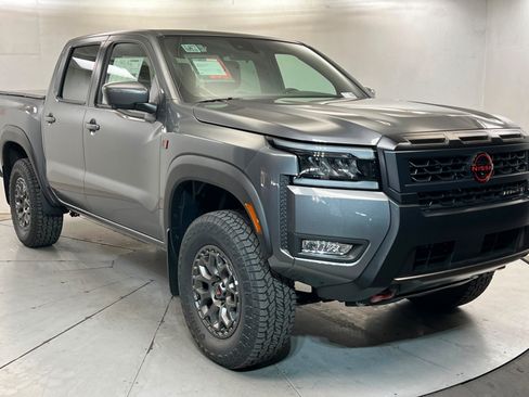 New 2026 Nissan Frontier PRO-4X w/ Pro-4x Convenience Package AWD/4WD image 7