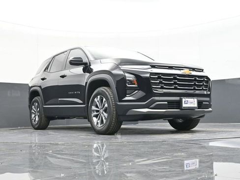 New 2026 Chevrolet Equinox LT w/ Convenience Package II AWD/4WD image 43