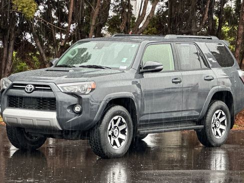 Used 2024 Toyota 4Runner TRD Off-Road Premium image 8
