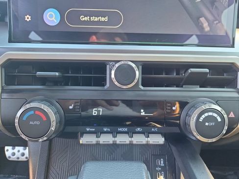 Used 2025 Toyota Tacoma TRD Sport AWD/4WD image 22