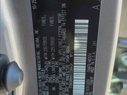 New 2026 Toyota Highlander Limited image 28