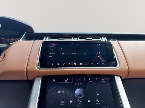 Used 2018 Land Rover Range Rover Autobiography AWD/4WD image 12