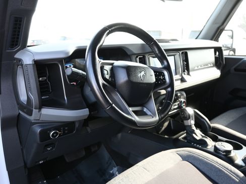 Used 2023 Ford Bronco Big Bend image 13