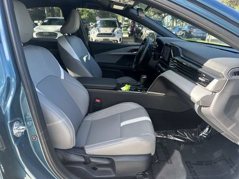 Used 2025 Toyota Camry SE FWD image 29