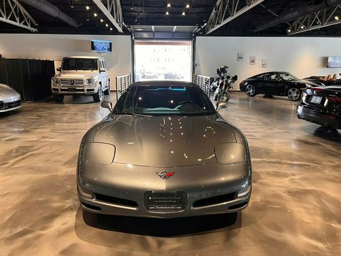 Used 2004 Chevrolet Corvette Convertible w/ Preferred Equipment Group image 8