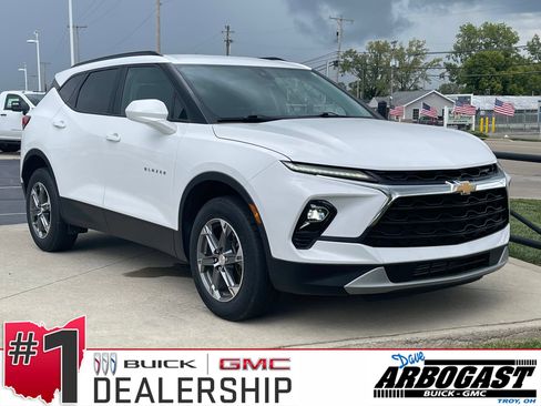 Used 2023 Chevrolet Blazer LT w/ Convenience Package FWD image 1