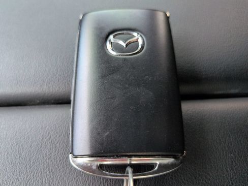 Used 2025 MAZDA CX-70 Plug-In Hybrid w/ Premium Plus AWD/4WD image 31