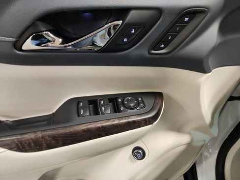 Certified 2023 GMC Acadia Denali w/ Denali Ultimate Package image 20