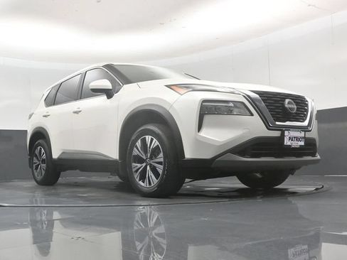 Used 2023 Nissan Rogue SV FWD image 50