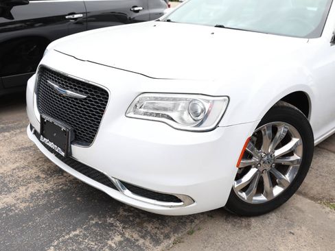 Used 2017 Chrysler 300 Limited AWD/4WD image 2