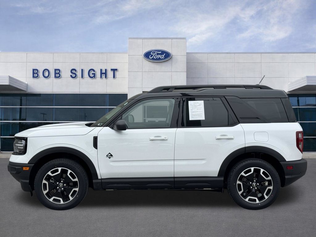 Used 2024 Ford Bronco Sport Outer Banks AWD/4WD image 34