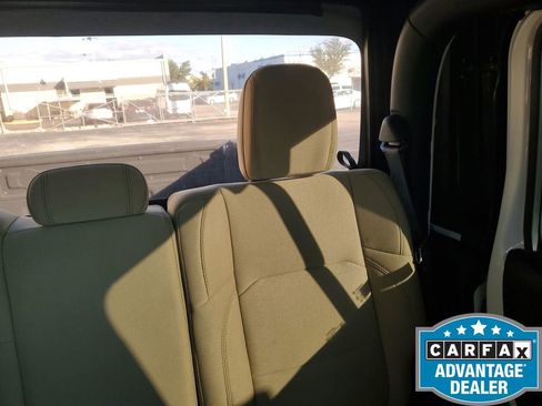 Used 2021 Jeep Gladiator Sport image 16