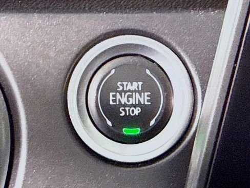 Used 2024 Chevrolet Blazer LT image 21