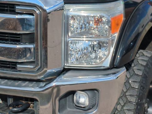 Used 2014 Ford F250 Lariat w/ Lariat Ultimate Package image 11