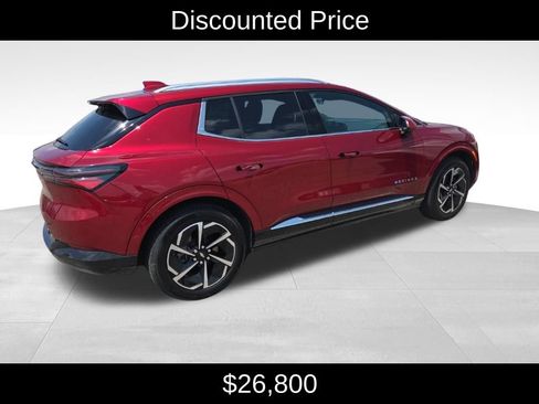 Used 2024 Chevrolet Equinox EV LT FWD image 3