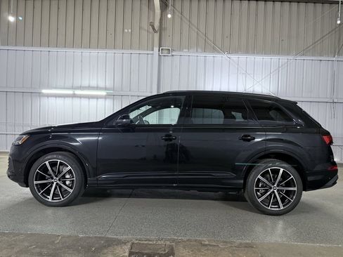 Used 2022 Audi Q7 3.0T Premium Plus w/ Premium Plus Package image 16
