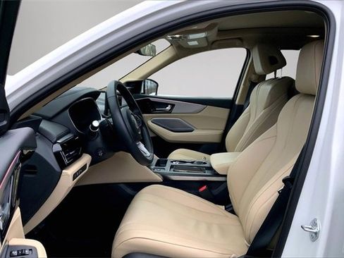 Used 2025 Acura MDX w/ Technology Package image 18