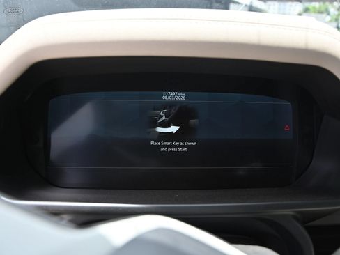 Used 2022 Land Rover Defender 110 S AWD/4WD image 12