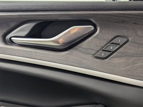 New 2025 Jeep Grand Cherokee Limited w/ Luxury Tech Group II image 15