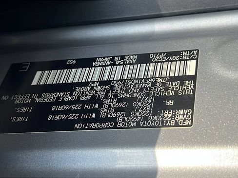 Used 2021 Toyota RAV4 XSE w/ XSE Grade Weather Package AWD/4WD image 25