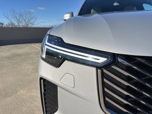 Certified 2025 Volvo XC90 B6 Plus image 12