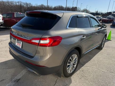 Used 2016 Lincoln MKX Select image 7